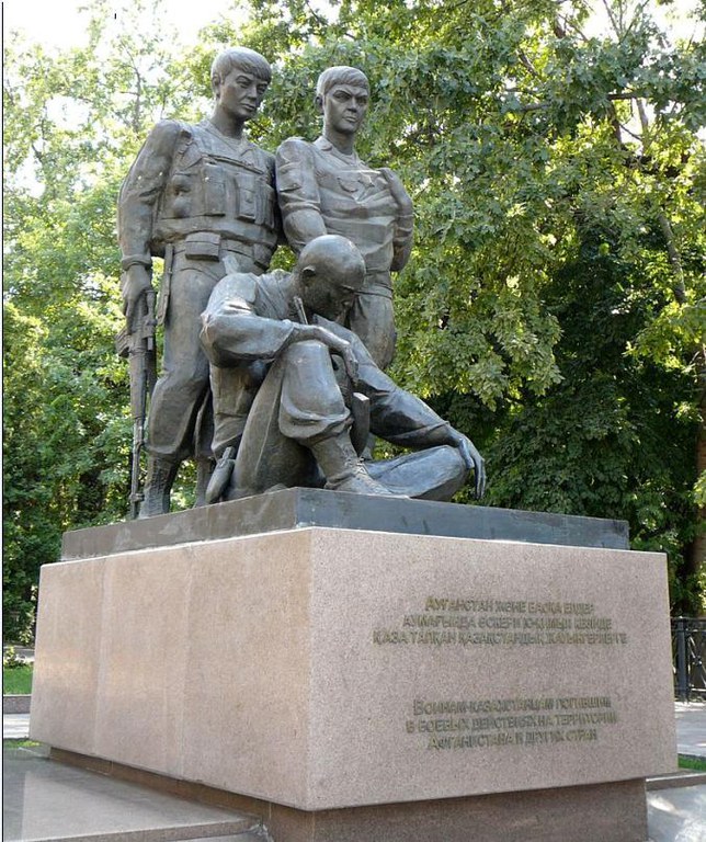 Ragazzi di Zinco_scultura