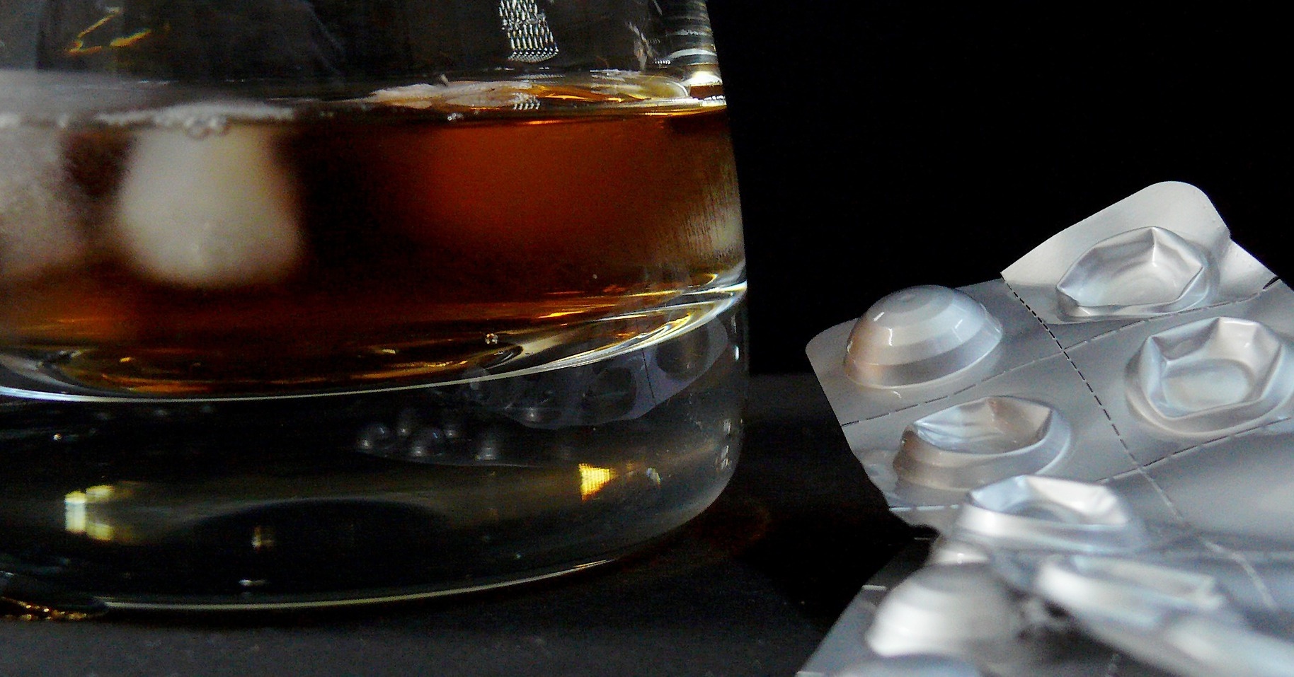 bar1248841_1920Cropped.jpg