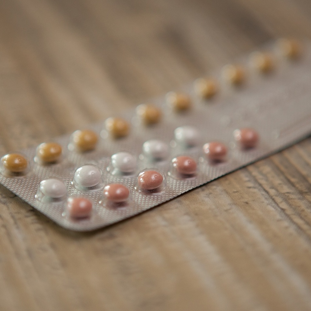 pills200Cropped.jpg
