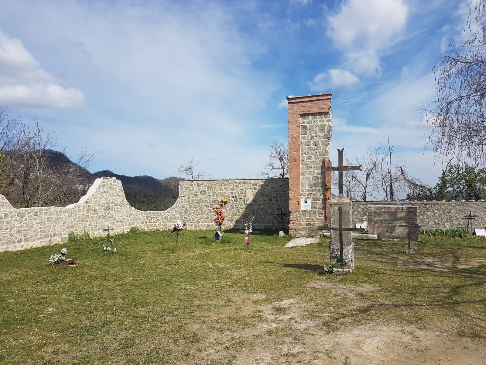 Il cimitero di Casaglia