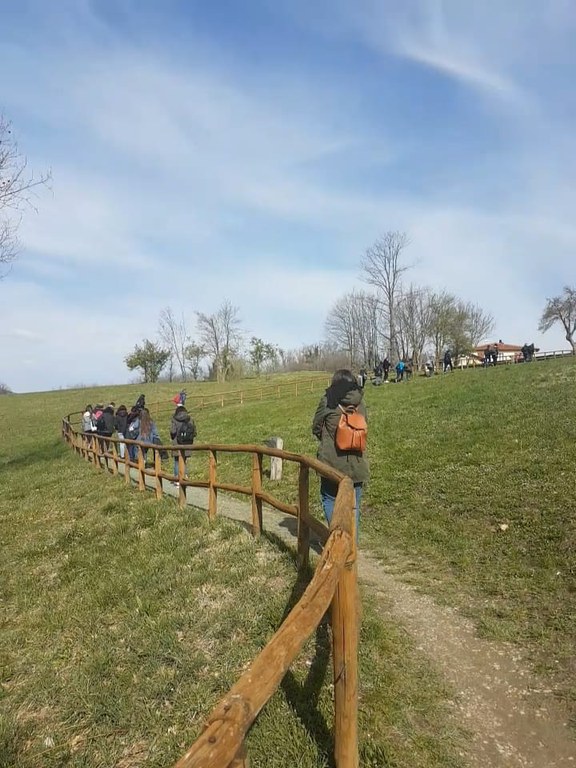 Salita verso la Scuola di Pace di Monte Sole