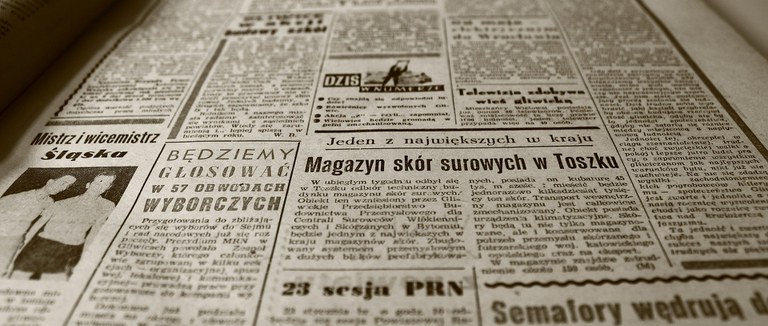 old-newspaper-350376_1920 Cropped.jpg