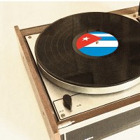 IL DISCO ROTTO. 33 RIVOLUZIONI di Canek Sánchez Guevara