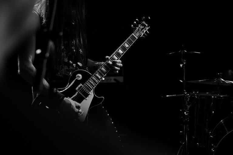 guitar-1245856_1920.jpg