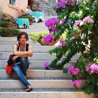 [SVE] I SOGNI E LE ASPETTATIVE DI ELENA, IN PARTENZA PER MARSIGLIA