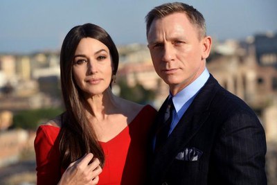 Spectre_Bellucci_Craig_2015