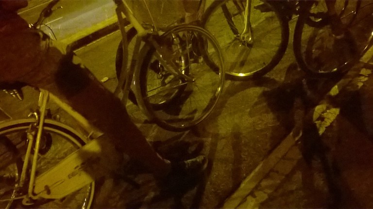 CRESCERE A MODENA, TRA BISOGNI E PASSIONI CRESCERE A MODENA, TRA BISOGNI E PASSIONI