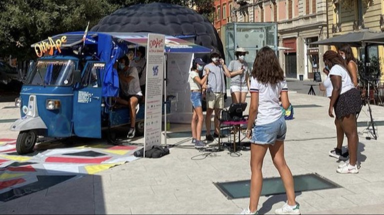 Intervista a Radioimmaginaria, la webradio degli adolescenti che sta conquistando l’Europa! Intervista a Radioimmaginaria, la webradio degli adolescenti che sta conquistando l’Europa!